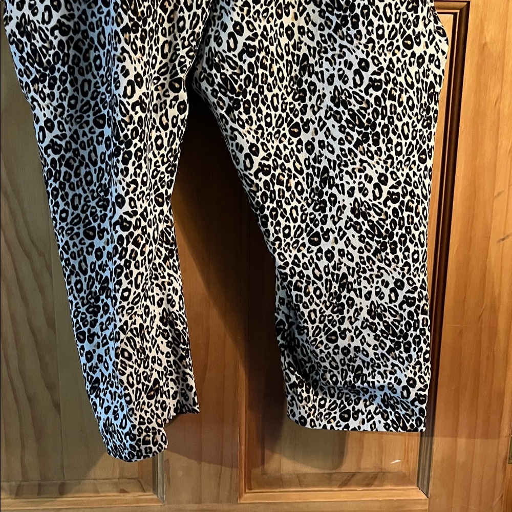 Leopard Print Women's Capris - Picture 4 of 5